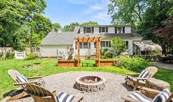 13 Provost Dr, Airmont, NY 10901