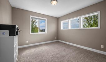 6023 158th St W, Apple Valley, MN 55124