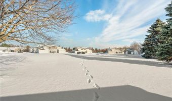 14757 Excelsior Ln 105, Apple Valley, MN 55124