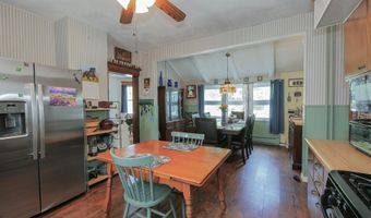 15 W Bolton Ave, Absecon, NJ 08201