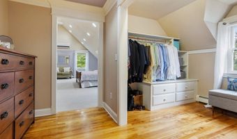 33 Highland Ave, Ayer, MA 01432