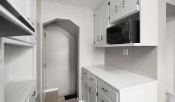 606 N State St, Aberdeen, SD 57401