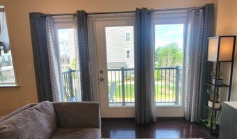 42043 BERKLEY HILL Ter, Aldie, VA 20105