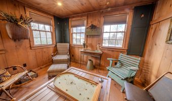 48 Old Searsport Ave, Belfast, ME 04915