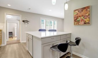 6616 BRADDOCK, Annandale, VA 22003