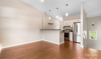 14 Annie St, Asheville, NC 28806