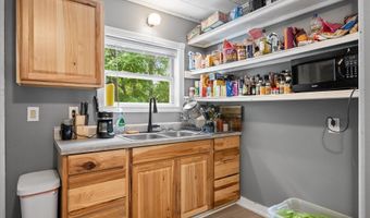 249 Palm St, Bangor, ME 04401