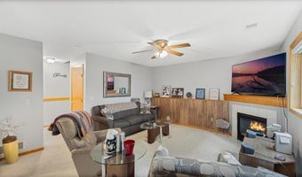 2682 Cutters Grove Cir, Anoka, MN 55303