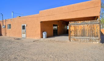 1723 VALLEY Rd SW, Albuquerque, NM 87105