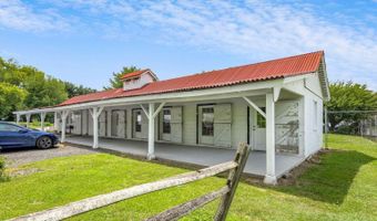 110 N MAIN St, Camden, DE 19934