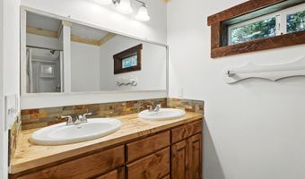 76 Shadow Valley Ln, Clark Fork, ID 83811