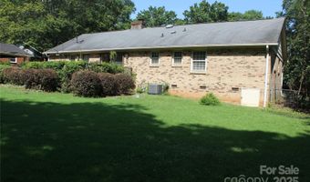 7017 Knightswood Dr, Charlotte, NC 28226