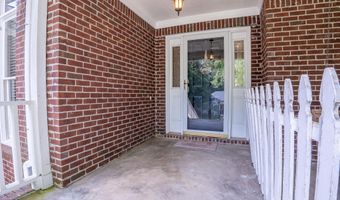 224 Chadwick Cir, Macon, GA 31210