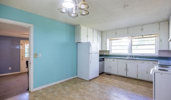 307 W College St, Athens, TN 37303