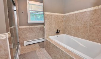 23 Kingsbridge, Avon, CT 06001