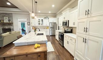 9040 Greenstone Dr, Alexander, AR 72002