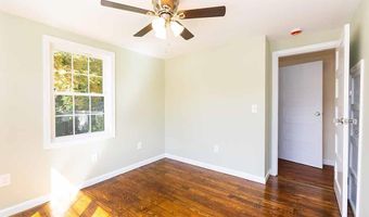 1301 Plainfield St, Johnston, RI 02919