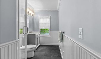 44 Bradford St 49, Bristol, RI 02809