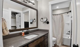 1083 Pinewood, Chubbuck, ID 83202