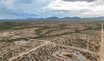 S SAGUARO HILL Drive unit A A, Congress, AZ 85332