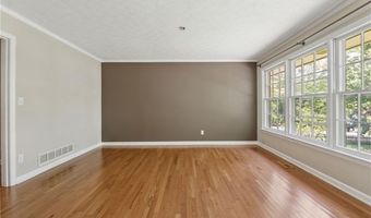 345 Meadow Dr, Alpharetta, GA 30009