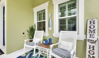 624 Winterside Dr, Apollo Beach, FL 33572