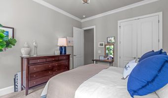 2817 Walden Rd, Apex, NC 27502