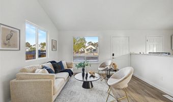 17391 E Layton Dr, Aurora, CO 80015