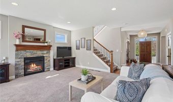 4212 Parkview Ln, Anoka, MN 55303