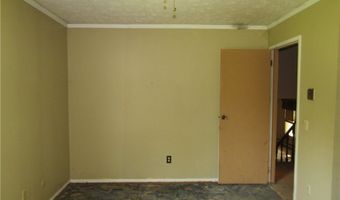 10940 Julie St NE, Alliance, OH 44601