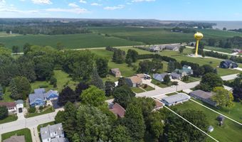 210 E GREENFIELD Ave, Algoma, WI 54201