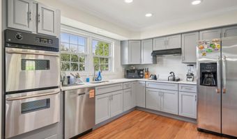 1005 KINGS TREE Dr, Bowie, MD 20721