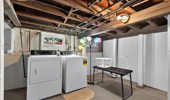 103 W 33RD St, Bayonne, NJ 07002