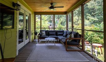 160 Crestview Cir, Athens, GA 30606