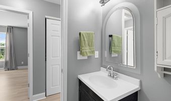8715 OLD OCEAN CITY Rd, Berlin, MD 21811