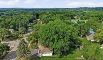 6541 134th St W, Apple Valley, MN 55124