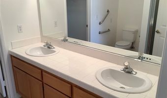 11562 Oak St, Apple Valley, CA 92308