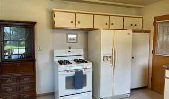 1805 10th Pl NE, Austin, MN 55912