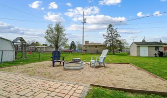 135 Kraft Dr, Ashville, OH 43103