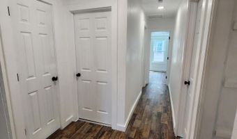 506 S Griffith Ave, Aurora, MO 65605