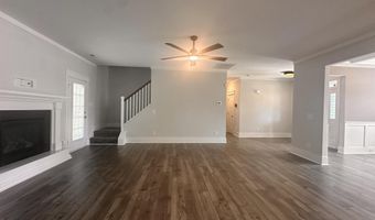201 Thistleberry Dr, Aberdeen, NC 28315