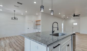 407 Ave M, Abernathy, TX 79311