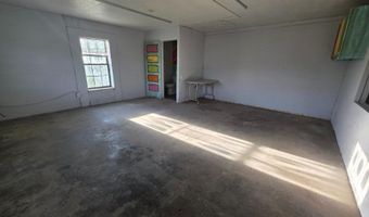 214 216 Clayton St, Baldwyn, MS 38824
