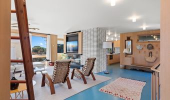 515 State Rd, Aquinnah, MA 02535