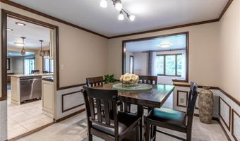 315 Randwood Dr, Amherst, NY 14221