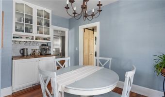 280 Woodbine St, Cranston, RI 02910