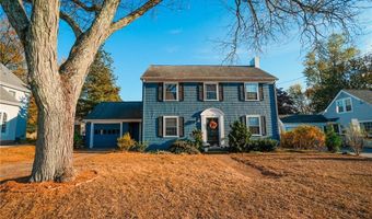 21 Holbrook Ave, East Providence, RI 02916