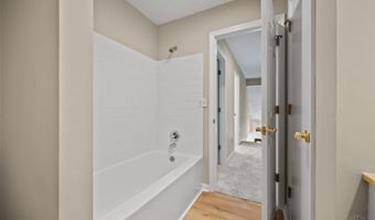 8240 Woodglen Dr, Anderson Twp., OH 45255