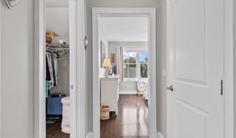 50 Kettle Point Ave 50, East Providence, RI 02914