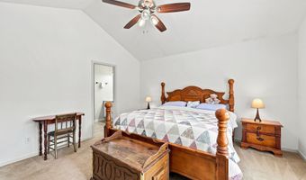 612 Seymour St, Aberdeen, NC 28315